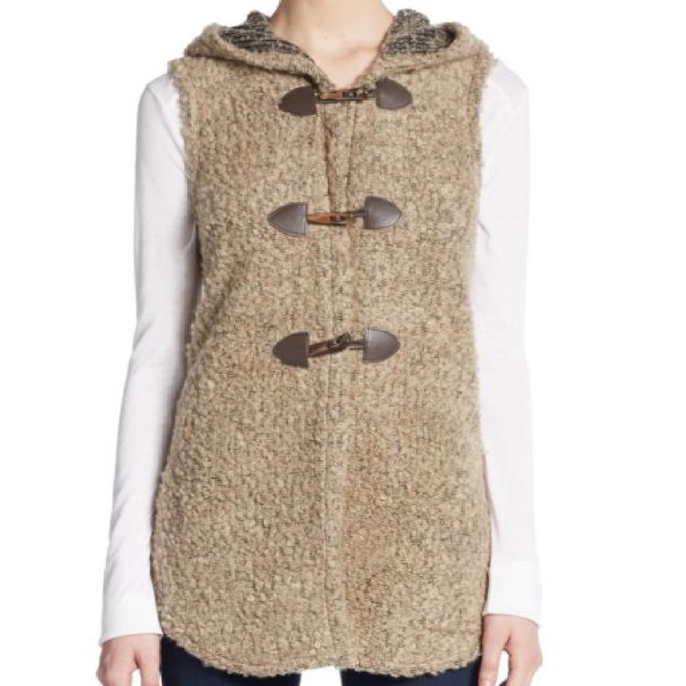 NEW Saks Fifth Avenue XS Hooded Toggle Vest Toggle Closures